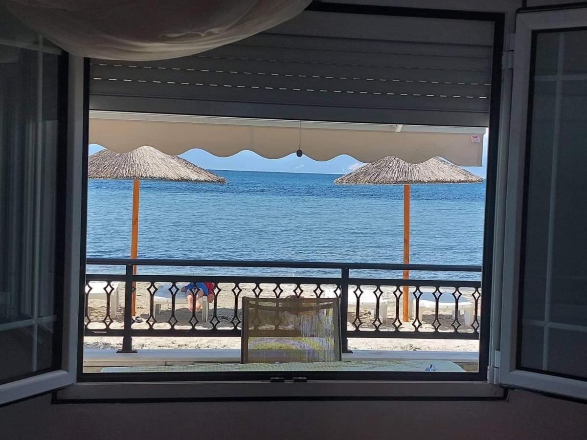 The Blue Pearl Apartment Принос Екстериор снимка